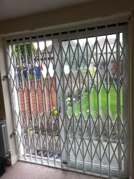 Pintu folding gate pintu rolling door pintu harmonika