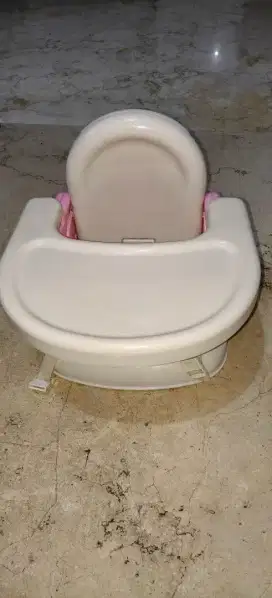 bangku makan baby