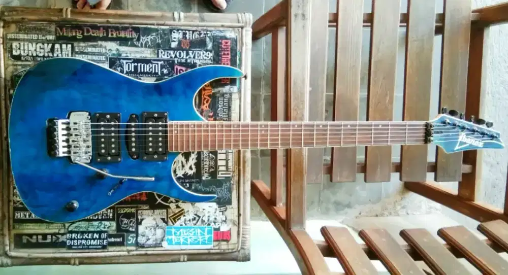 Gitar ibanez updown tremolo