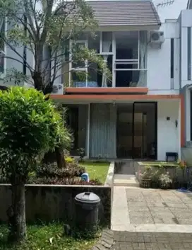dijual villa 2 lantai taman dayu