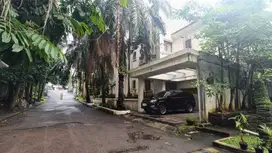 Rumah Asri 2lt di Panorama Town House Cilandak Jakarta Selatan