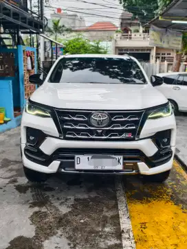Fortuner GR 2.8 cc 2022