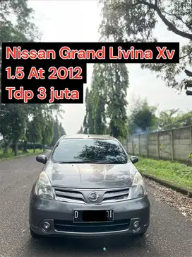 Nissan Grand Livina Xv 1.5 AT 2012