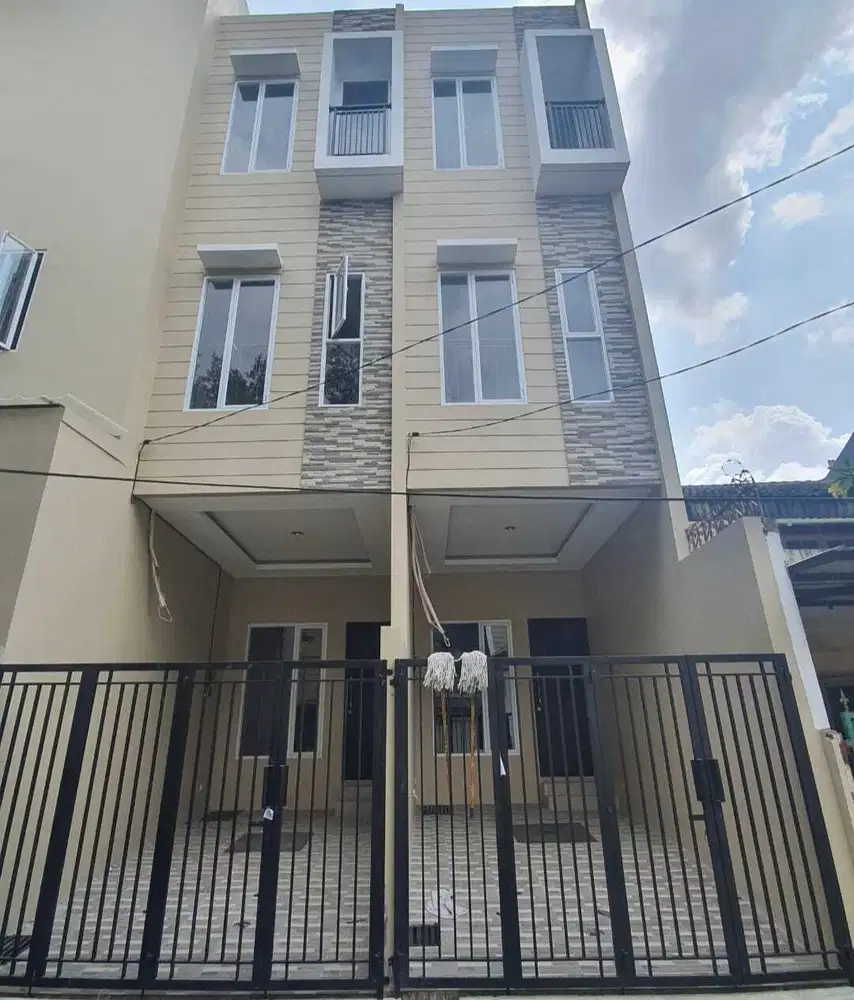DHYANA RUMAH JELAMBAR 4 UNIT TAHAP BANGUN SURAT SHM LOKASI BAGUS