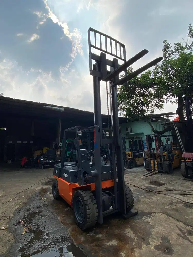 Unit Diesel Second? Tapi harga tetep murah? Nissan 3,0 Ton ready