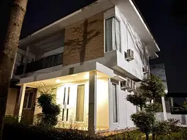 JUAL RUMAH 2 LANTAI GRAGE MANOA VIEW GUNUNG CIREMAI