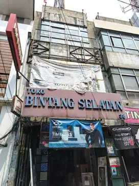 Ruko Komersil 3lt di Jl Panglima Polim Raya Kebayoran Baru Jakarta Sel