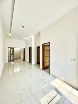 Disewakan rumah TKI 3 blok E harga 37,5jt nego