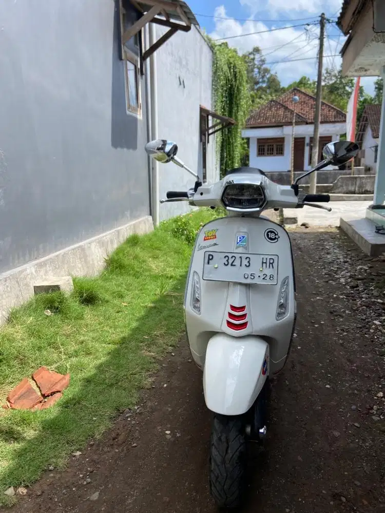 Vespa sprint i get 150 abs 2023