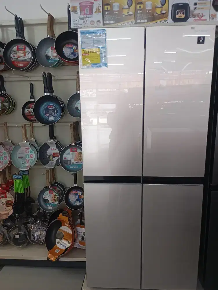 SEGAMPANG ITU CICILAN KULKAS SHARP CUMA PAKE KTP AJA