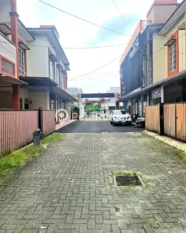 Dijual Townhouse Mewah  Jl Sei Silau Daerah Setia Budi