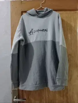 PRELOVED Hoodie