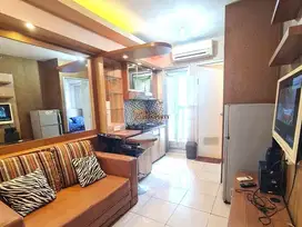 Siap Huni! 2BR Tower Depan View Kota, Full Furnished di Green Bay Plui
