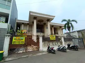 Rumah Mewah di Jl Rimba Cipete Utara Jakarta Selatan