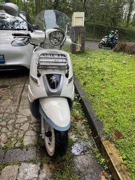 motor peugeot django