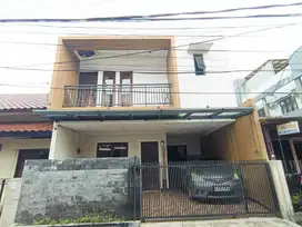 Rumah 2lt di Jl H Muhi VIII Pondok Pinang Tangrrang Selatan