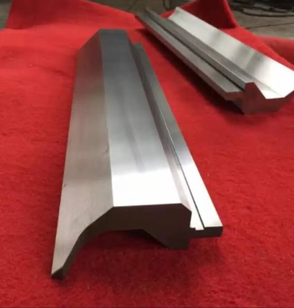 Pisau Mesin Potong, Bending dll Keperluan Industri