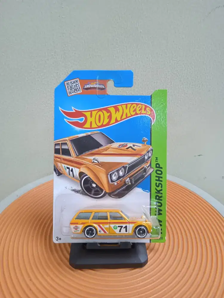 Hotwheels Workshop Datsun 510 wagon yellow