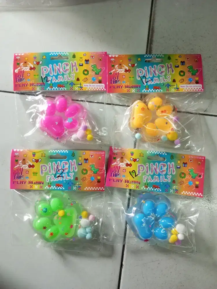 Mainan Anak squishy kaki led