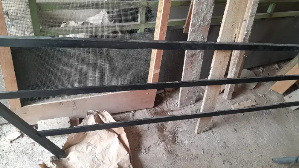 Di jual reling tangga bekas masih bagus harga bisa nego