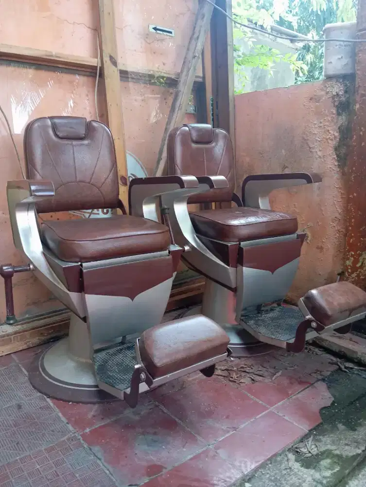 Kursi Barbershop ( kursi pangkas rambut ) type pm55