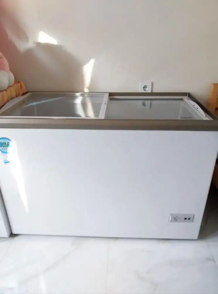 frezer RSA kaca geser xs-320