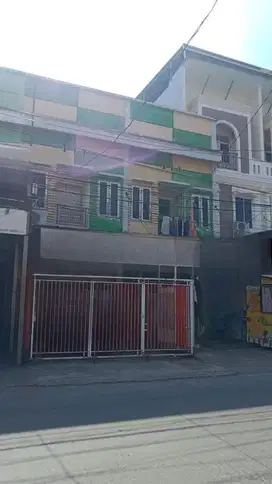 Dijual Ruko Makassar Sekitar Jalan Boulevard, Jln Pengayoman