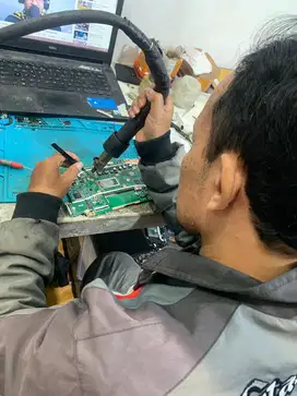 Lowongan kerja Teknisi Laptop