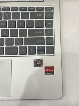 Laptop HP 14 em0332AU em0333AU AMD Ryzen 3 7320U 8GB 512GB SSD