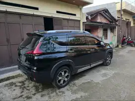 Mitsubishi Xpander Cross Matic AT Tahun 2019 Hitam , 2020