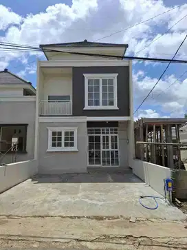 rumah villa malang