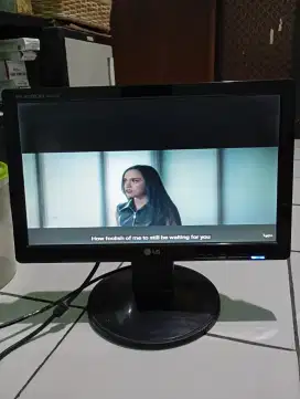 Jual monitor LG Flatron W1642S