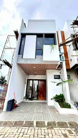 Rumah 2 Lantai di Beji Dekat Toll Kukusan3, UI, Stasiun Depok Baru, Matoa Golf