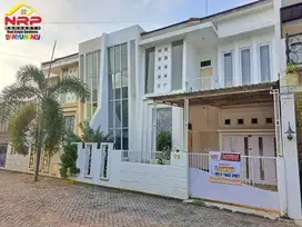 Dijual Rumah Cantik 2 Lantai di Perum Gardenia Estate Banyuwangi