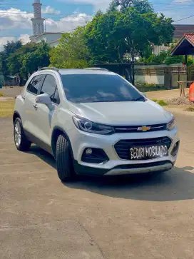 Chevrolet Trax 1.4 Turbo Premier Matic 2019 Putih Met Low Km