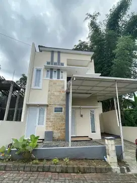 Rumah Villa lokasi dekat Agro Batu