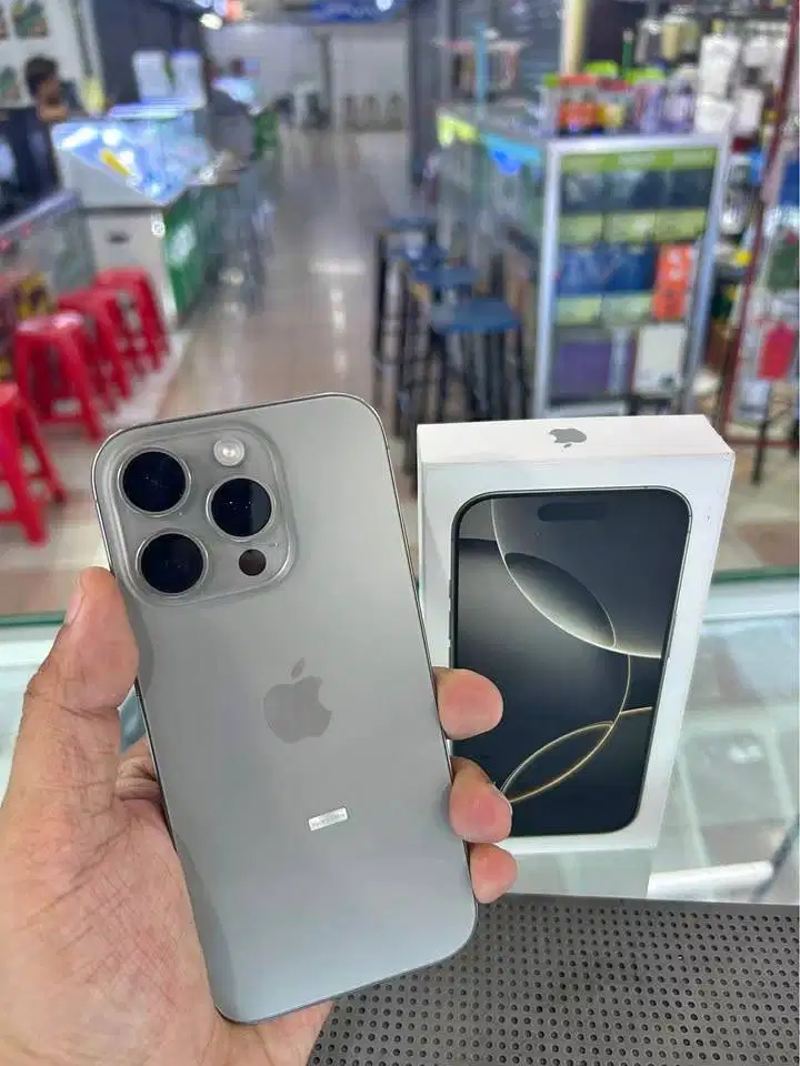 Iphone 16 PRO 128 GB IBOX (Natural Titanium) LIKE NEW Garansi April 20