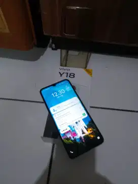 Vivo Y18 ram 6+6/128 HP+dus