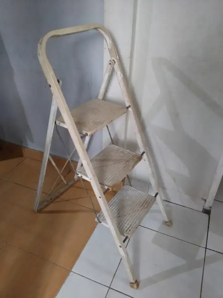 Tangga tiga step 110 cm