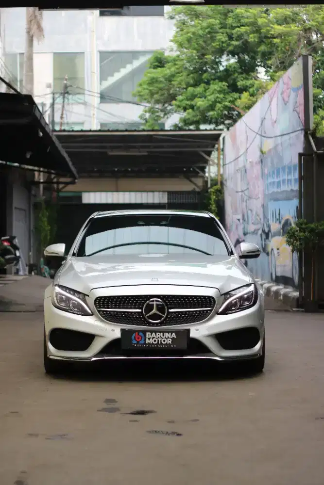 MERCEDES BENZ C300 AMG 2017