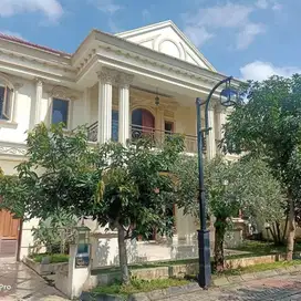Rumah mewah dalam perumahan premium di jalan kaliurang km9 Jogja
