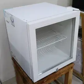 Dijual SHOWCASE AQUA AQB 50