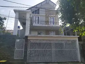 Jual Rumah Villa LUAS MURAH Full Furnished di Ujung Berung Bandung