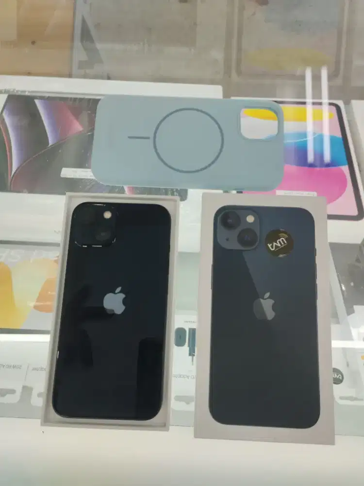 Second Apple iPhone 13 128GB HB 100% Midnight Ex IBOX