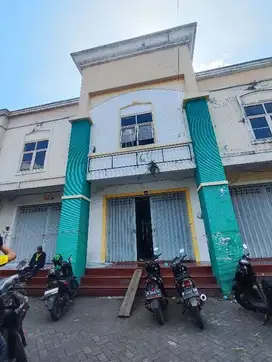 RUKO STRATEGIS 2 LANTAI KALIWATES DEKAT ROXY SQUARE