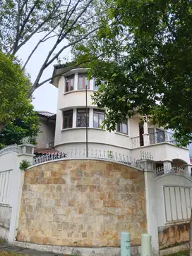 Siapa Cepat!!! Disewa Rumah 3 lantai di kawasan BSD,   Tangerang Selatan