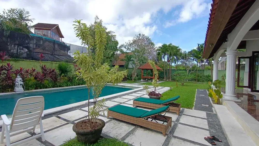 VILLA MURAH DI GIANYAR AREA SUKAWATI BALI