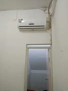 Sewa Rumah Jelambar Jakarta Barat 4x12 Dengan 3 Lantai Termurah 42 Jt