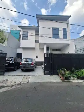 Rumah baru siap huni di Kayumas Jakarta Timur