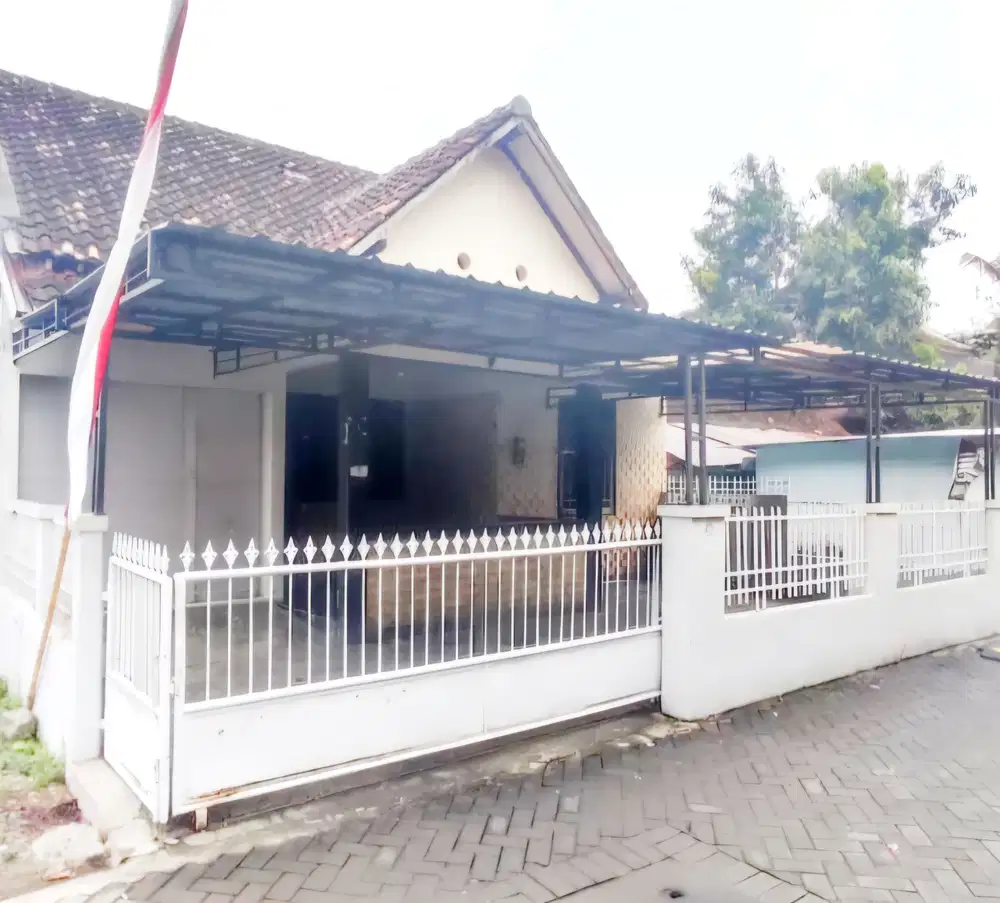 Rumah cukup luas area Patangpuluhan cocok utk kantor
